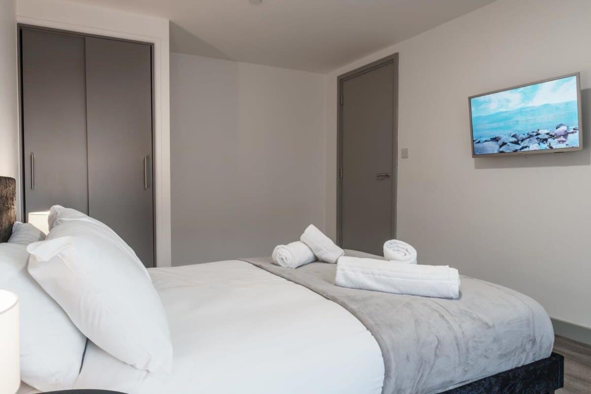 Modern 1 Bed Apartment In Liverpool Centre Exterior foto